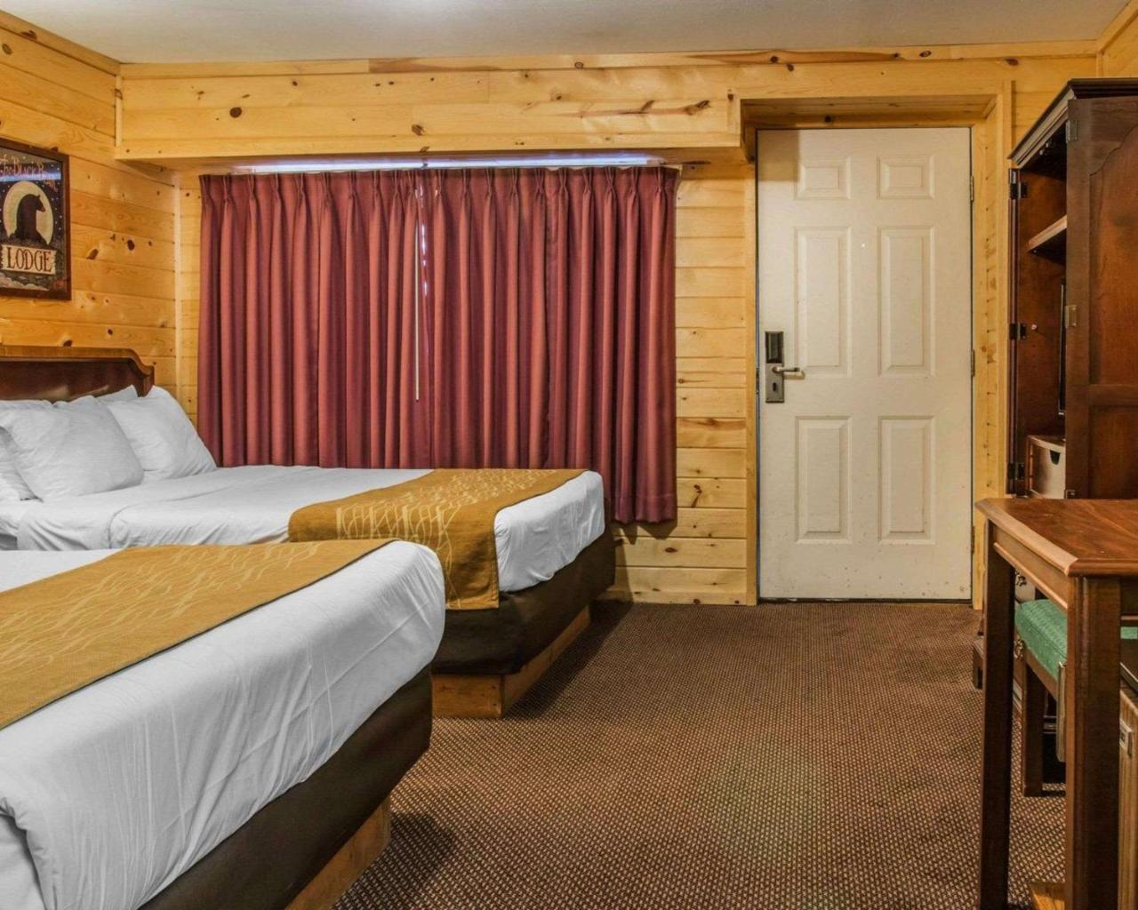 Econo Lodge Bayview Mackinaw City Exteriör bild
